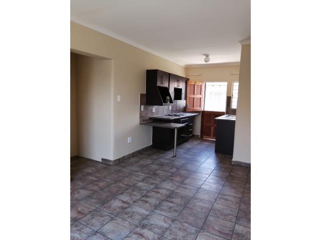 To Let 2 Bedroom Property for Rent in Vaalpark Free State